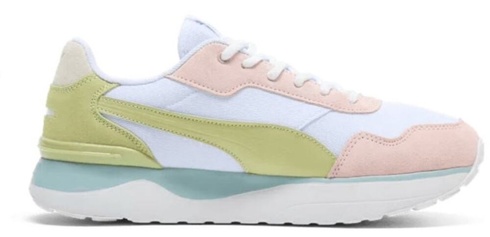 PUMA R78 Voyage Eucalyptus Sneakers in White Size 6
